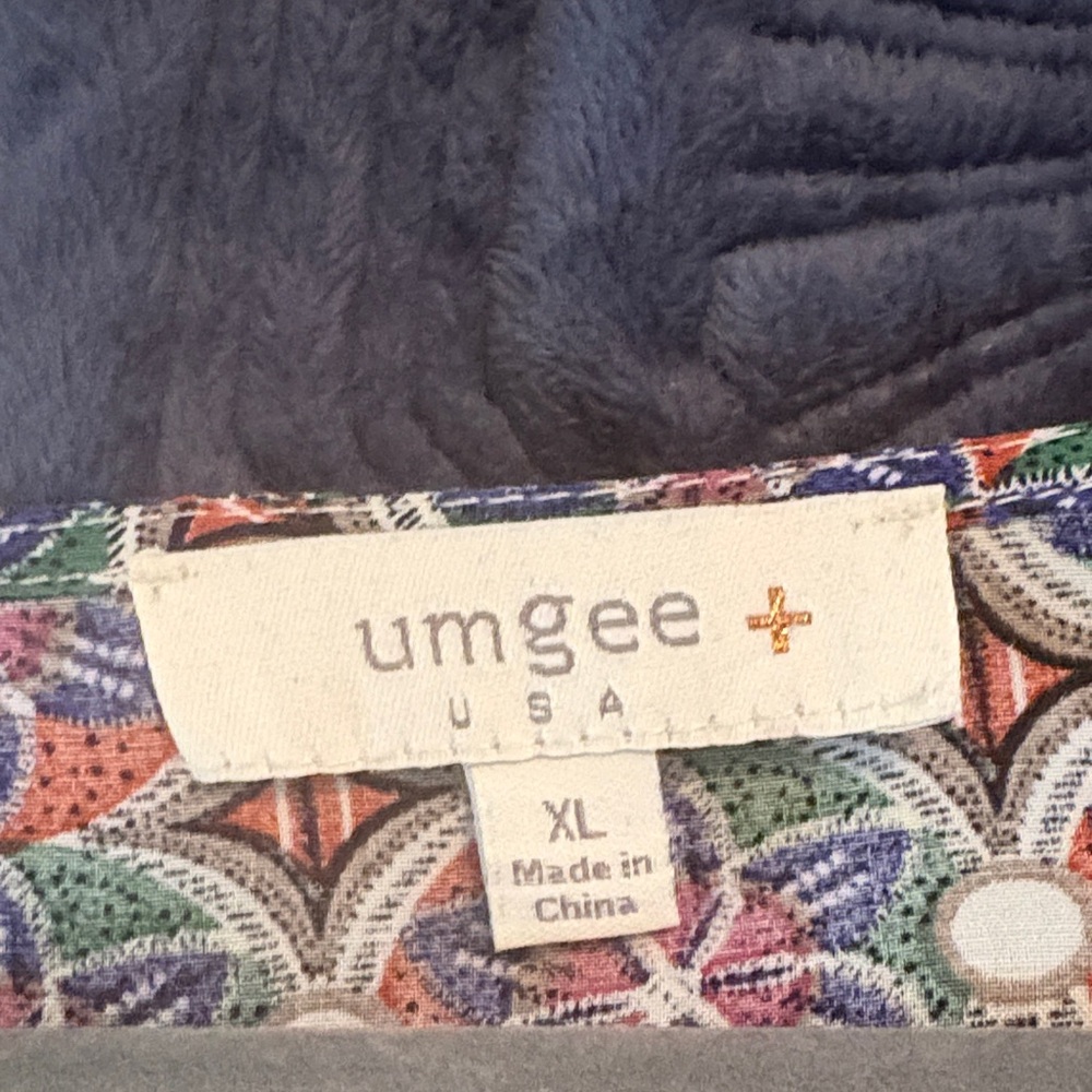 Umgee Multicolor Patterned Tunic - Picture 4 of 4